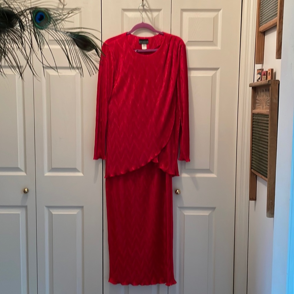 Ladies Red Skirt and Blouse Size L